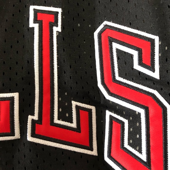 Michael Jordan Bulls Jersey 3XL - Picture 4 of 10